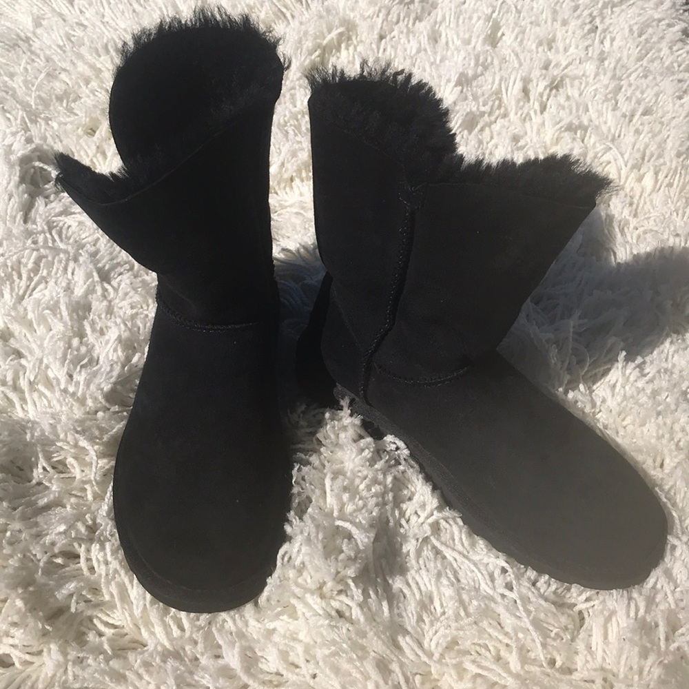 Black uggs 6